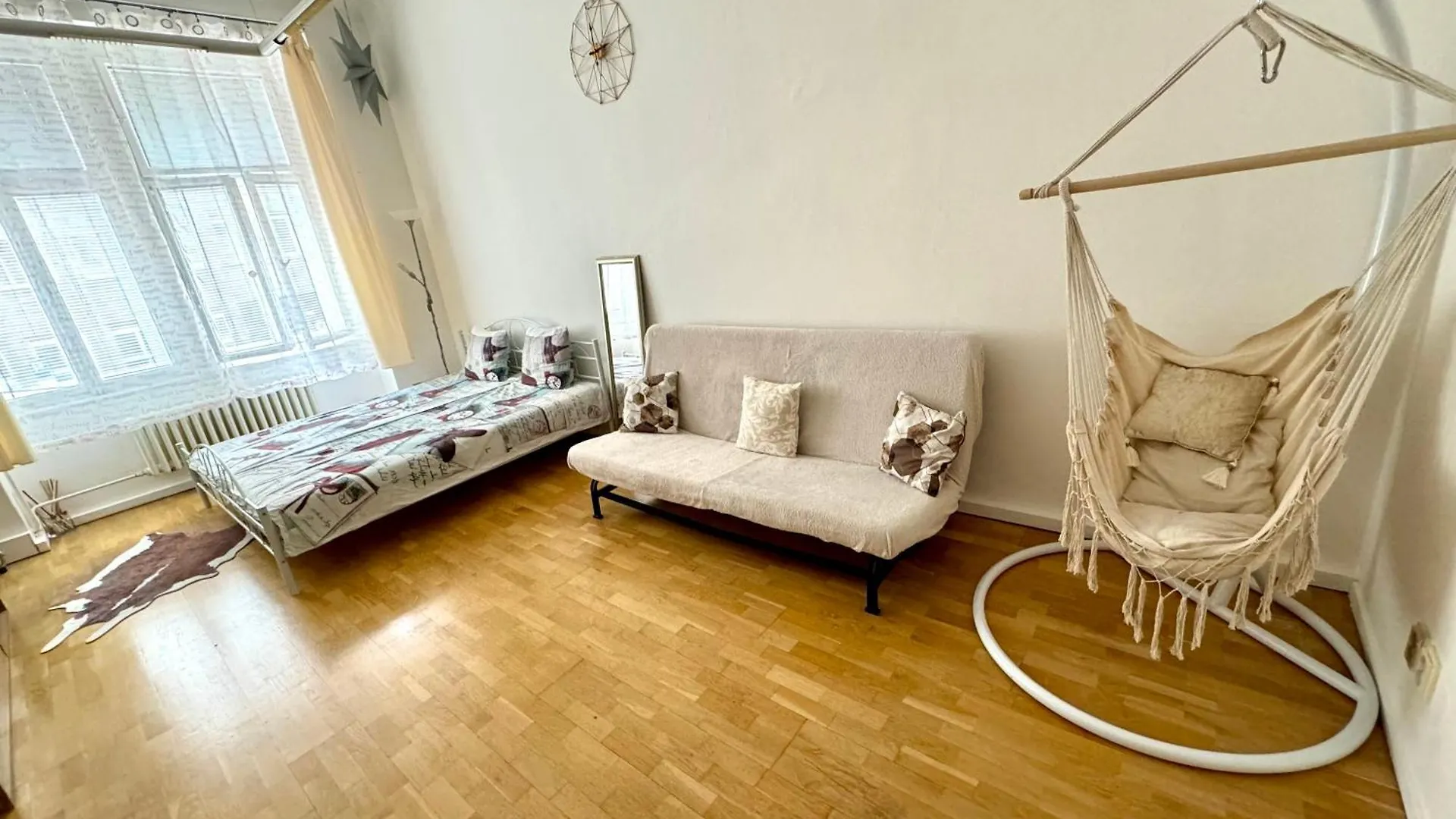 פראג Fantastic Apartment In The City Center 0*,